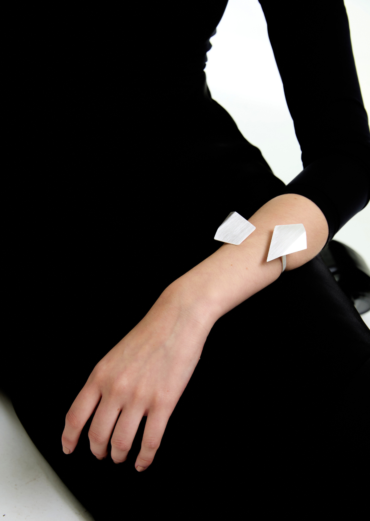 Bracelete Vértice Duplo Prata