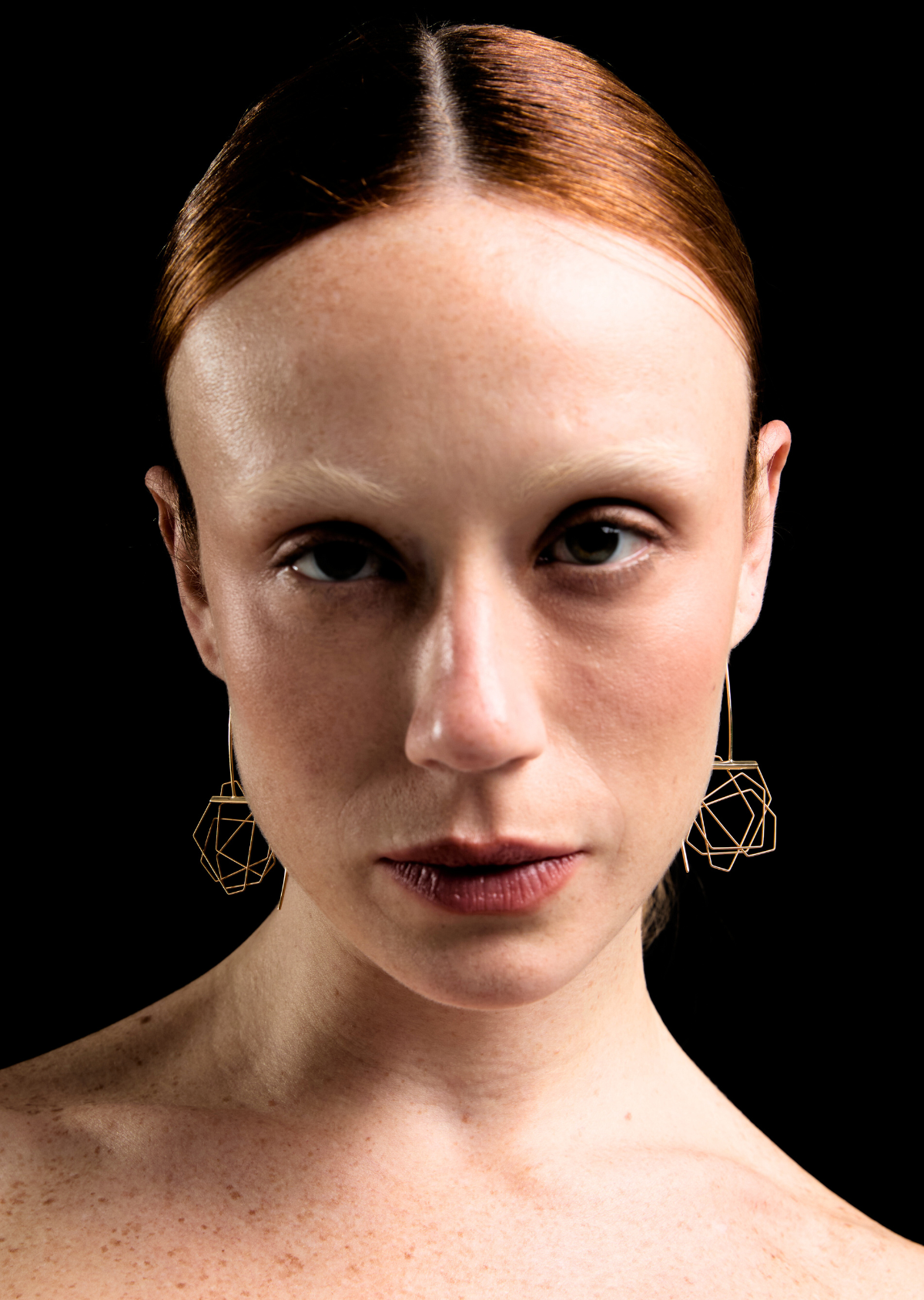 Brinco Conexão Ouro Longo