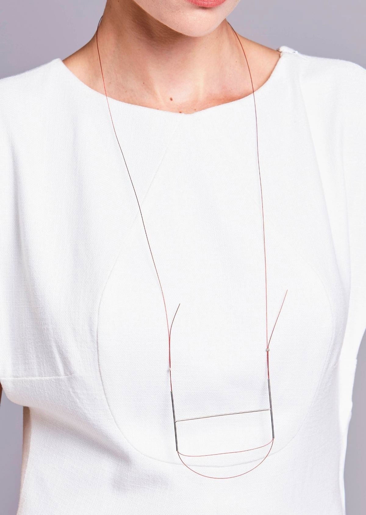 Colar Tubos Circular Vermelho