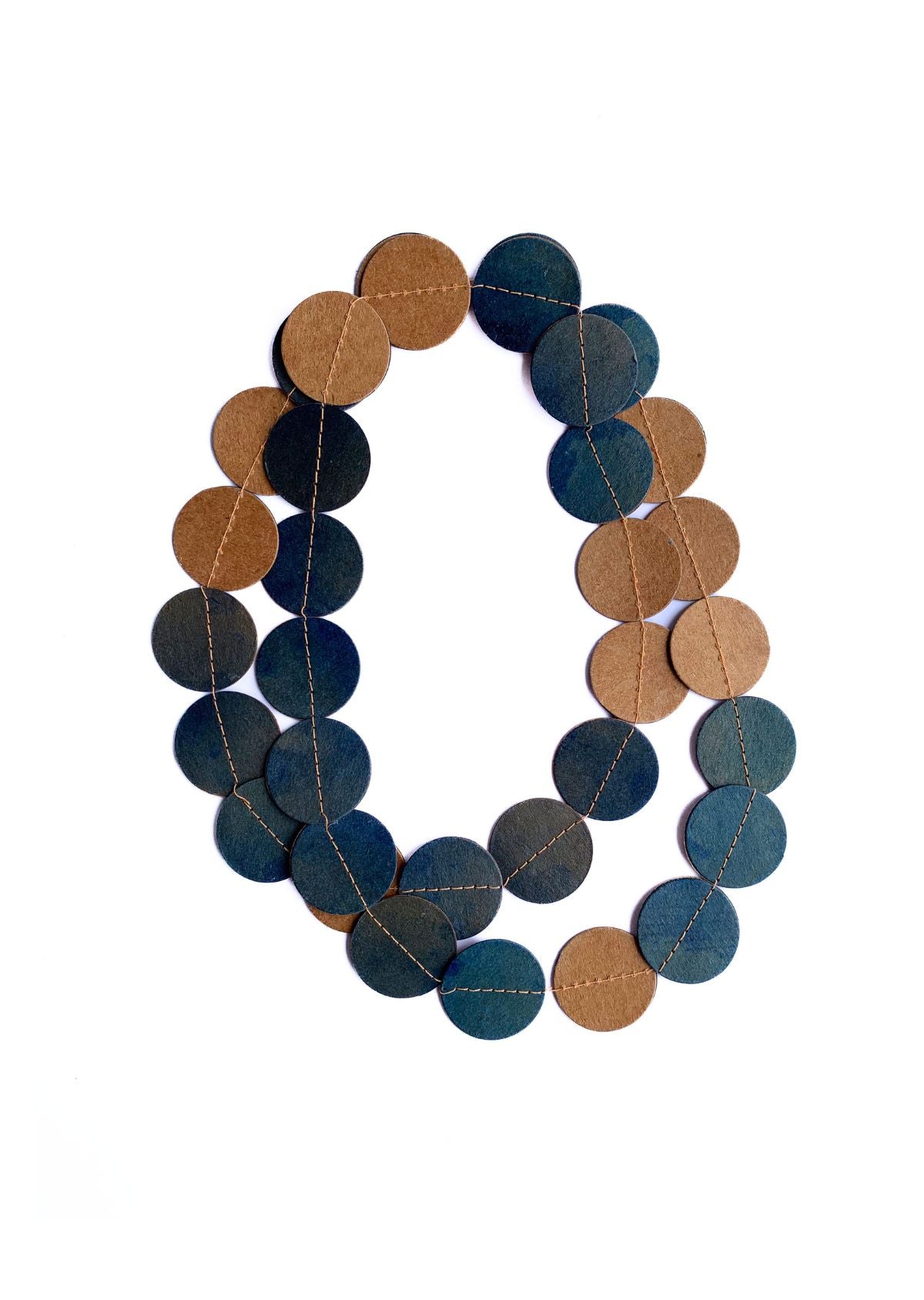 Colar Solares Azul e Castanho longo-curto