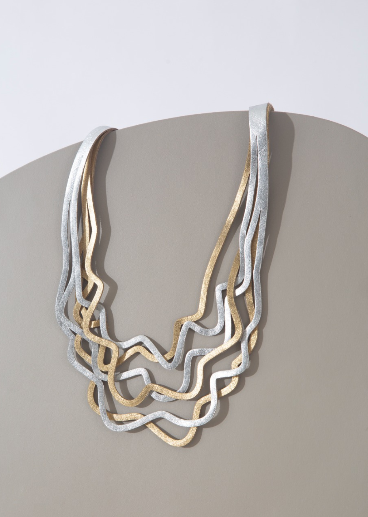 Colar Curvas Duo Ouro&Prata