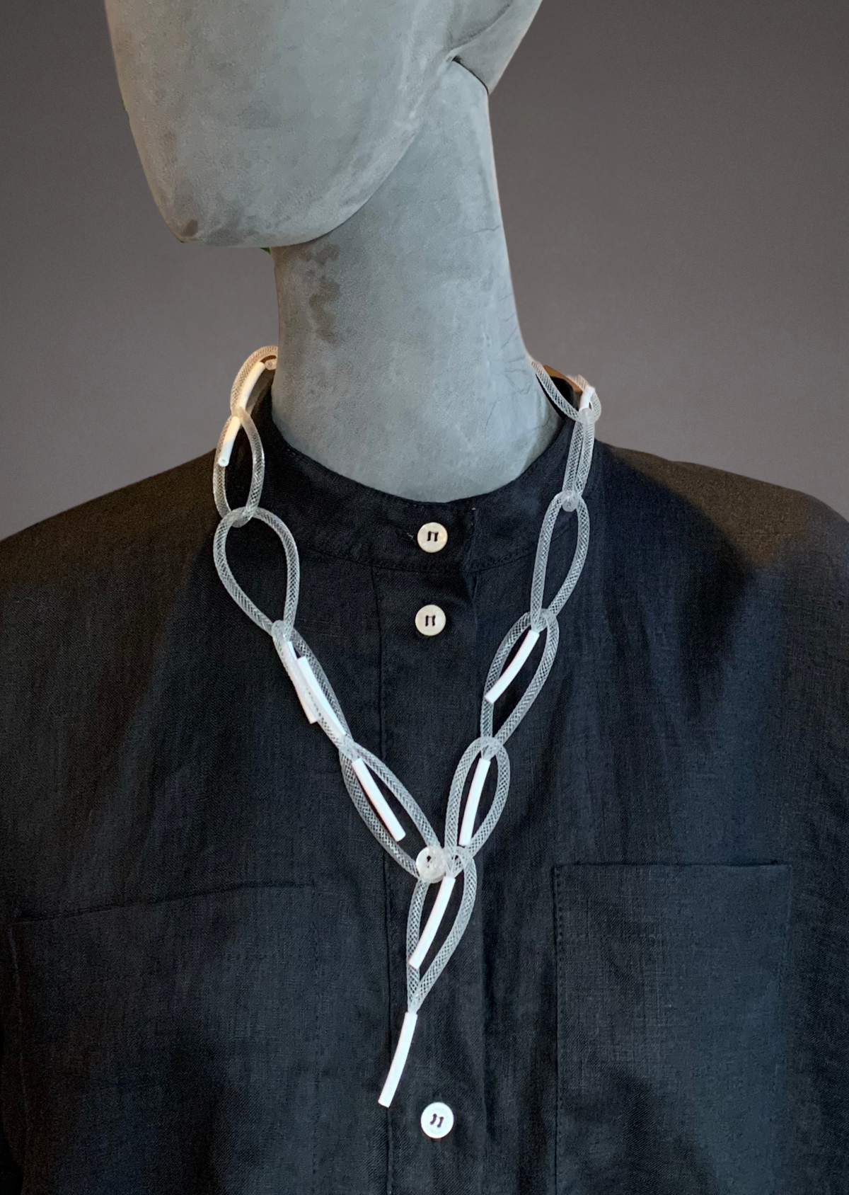 Colar Delica Branco Curto