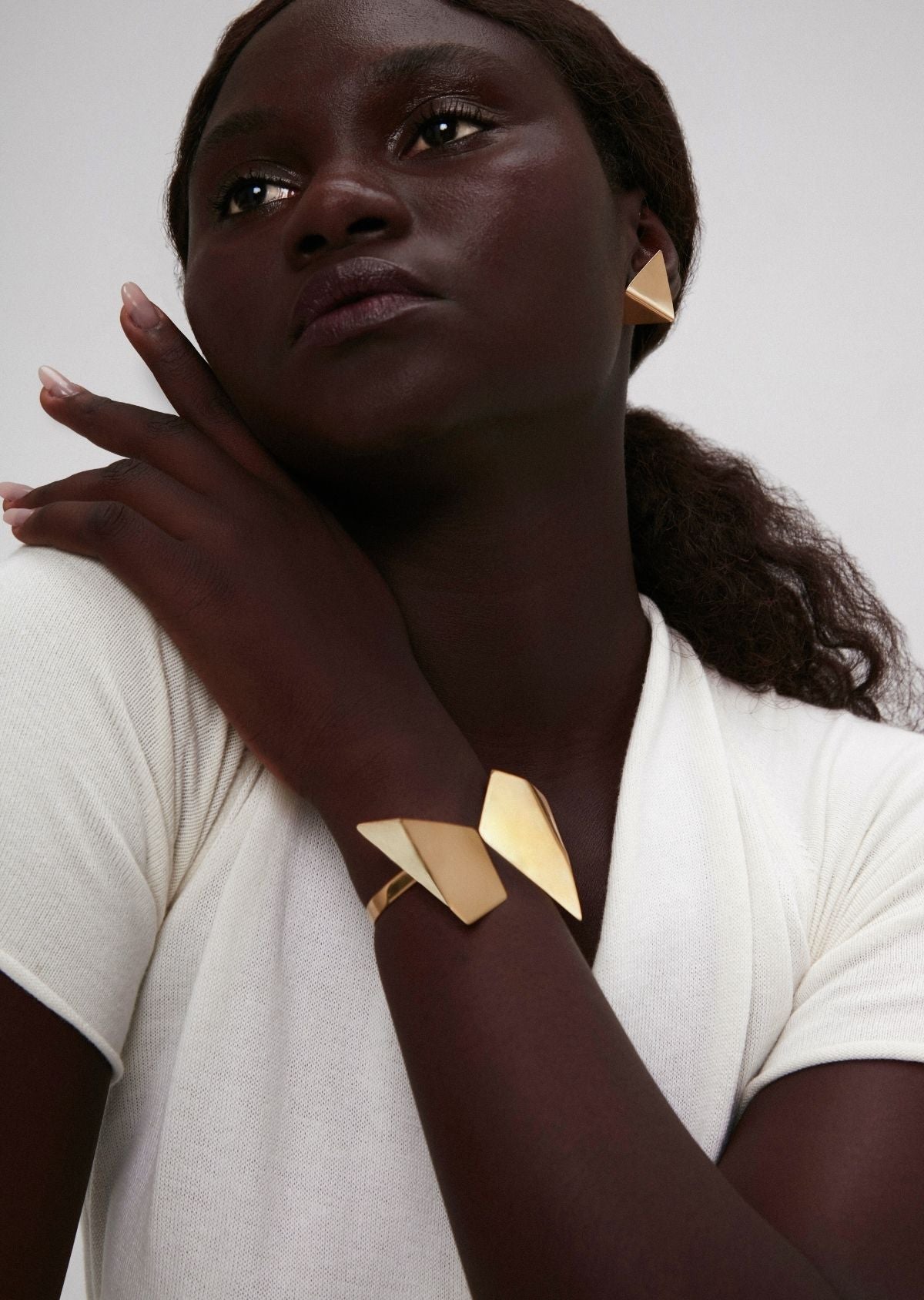 Bracelete Vértice Duplo Ouro