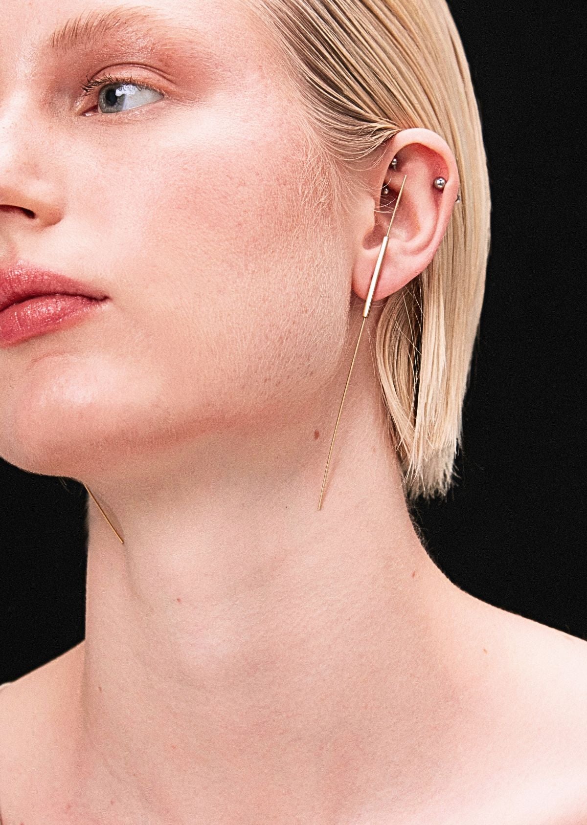 Brinco Fio Mole Ouro