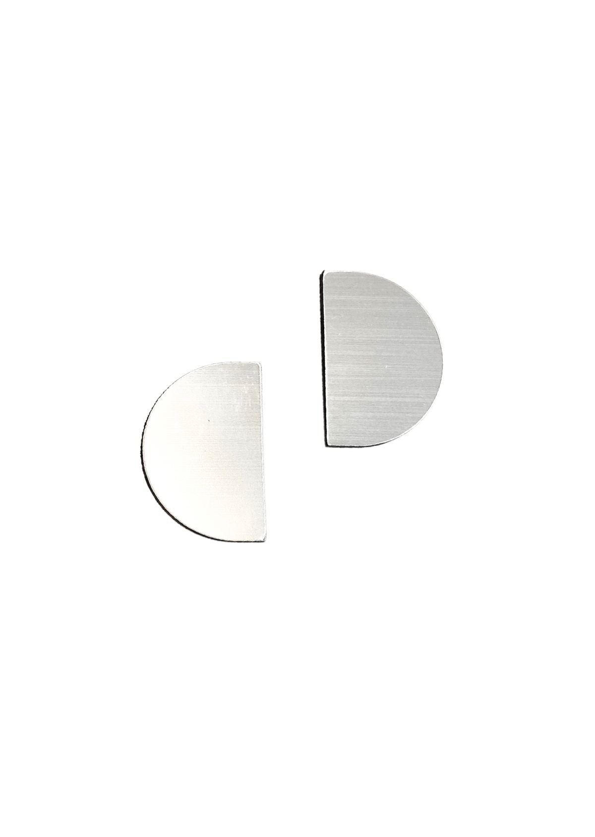 Brinco Semi-Círculo Prata