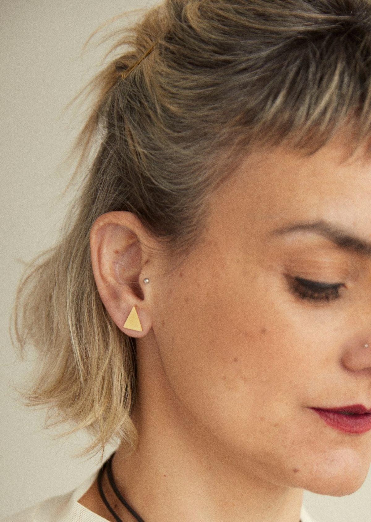 Brinco Vértice Duplo Ouro