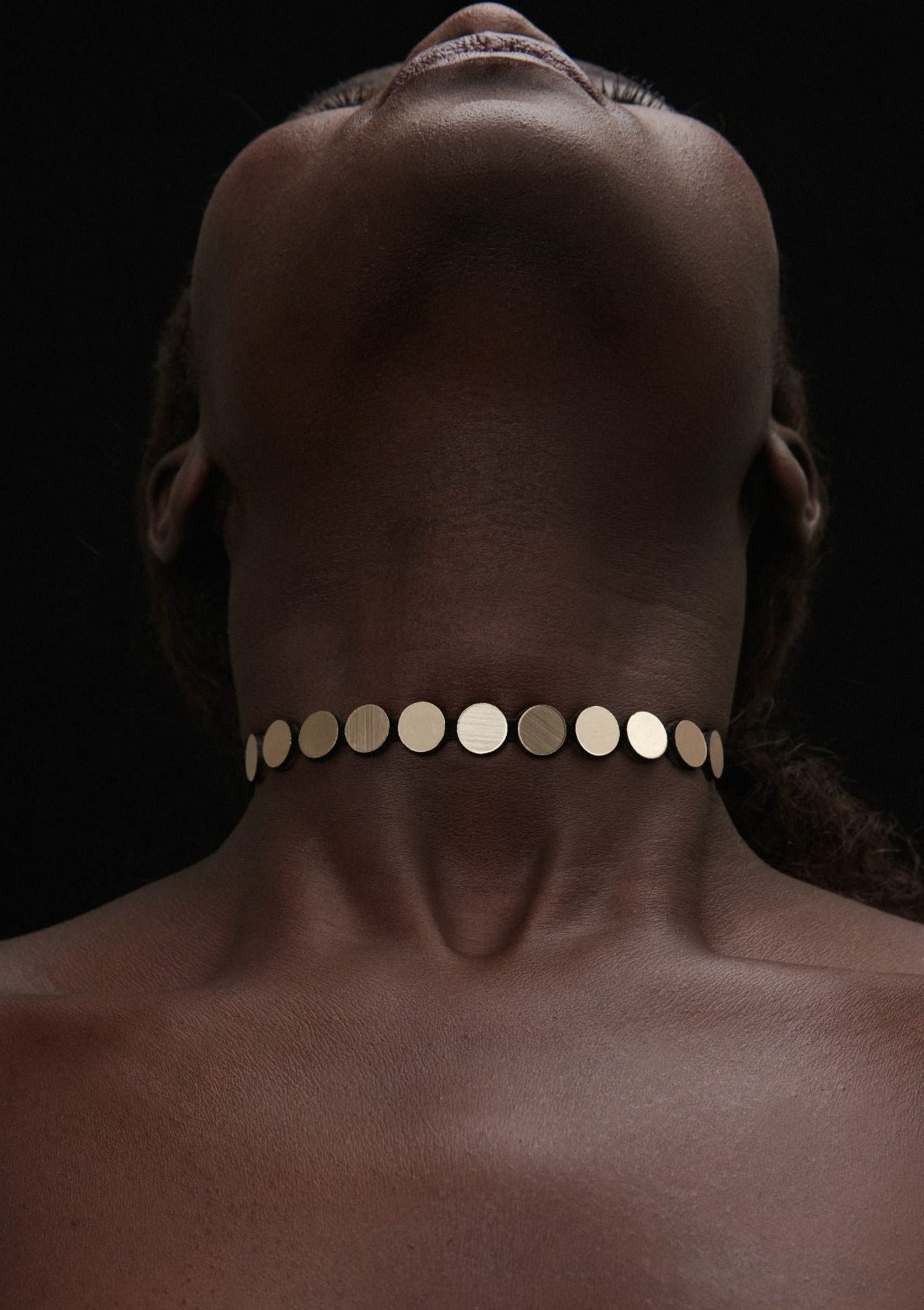 Choker Abstração Ouro