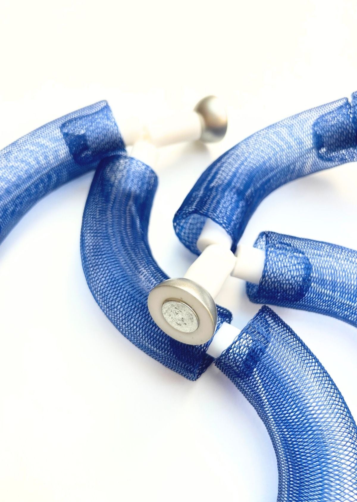 Colar Bússola Azul