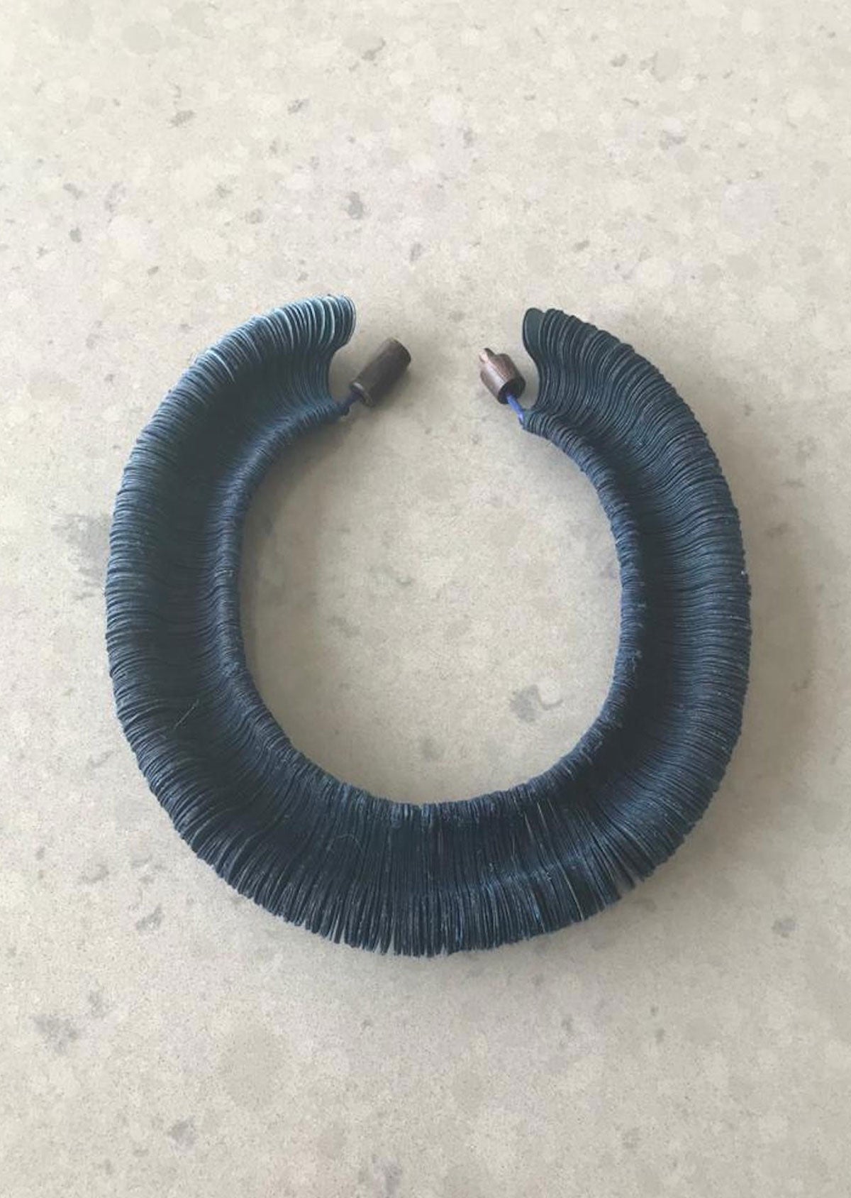 Colar Plutão Marinho