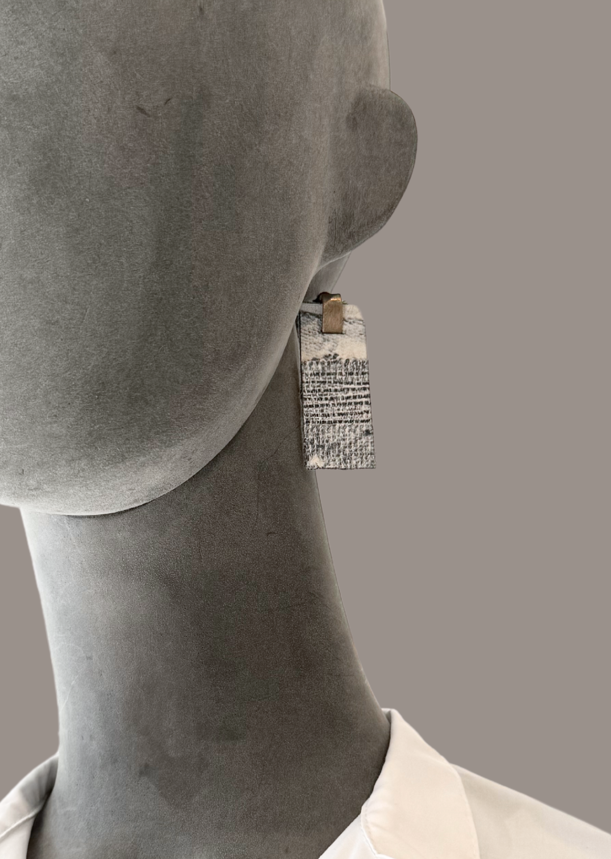 Brinco Habitar Preto e Branco