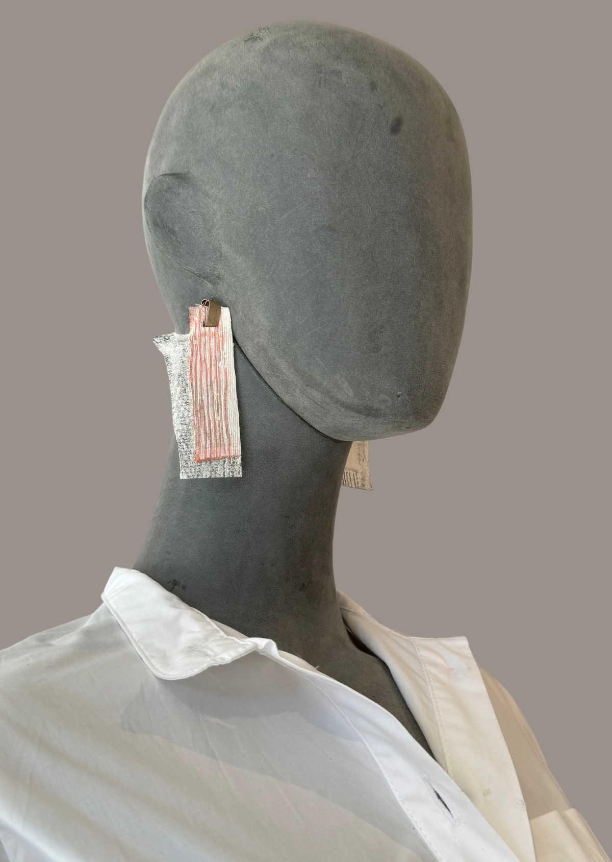 Brinco Habitar Vermelho e Preto