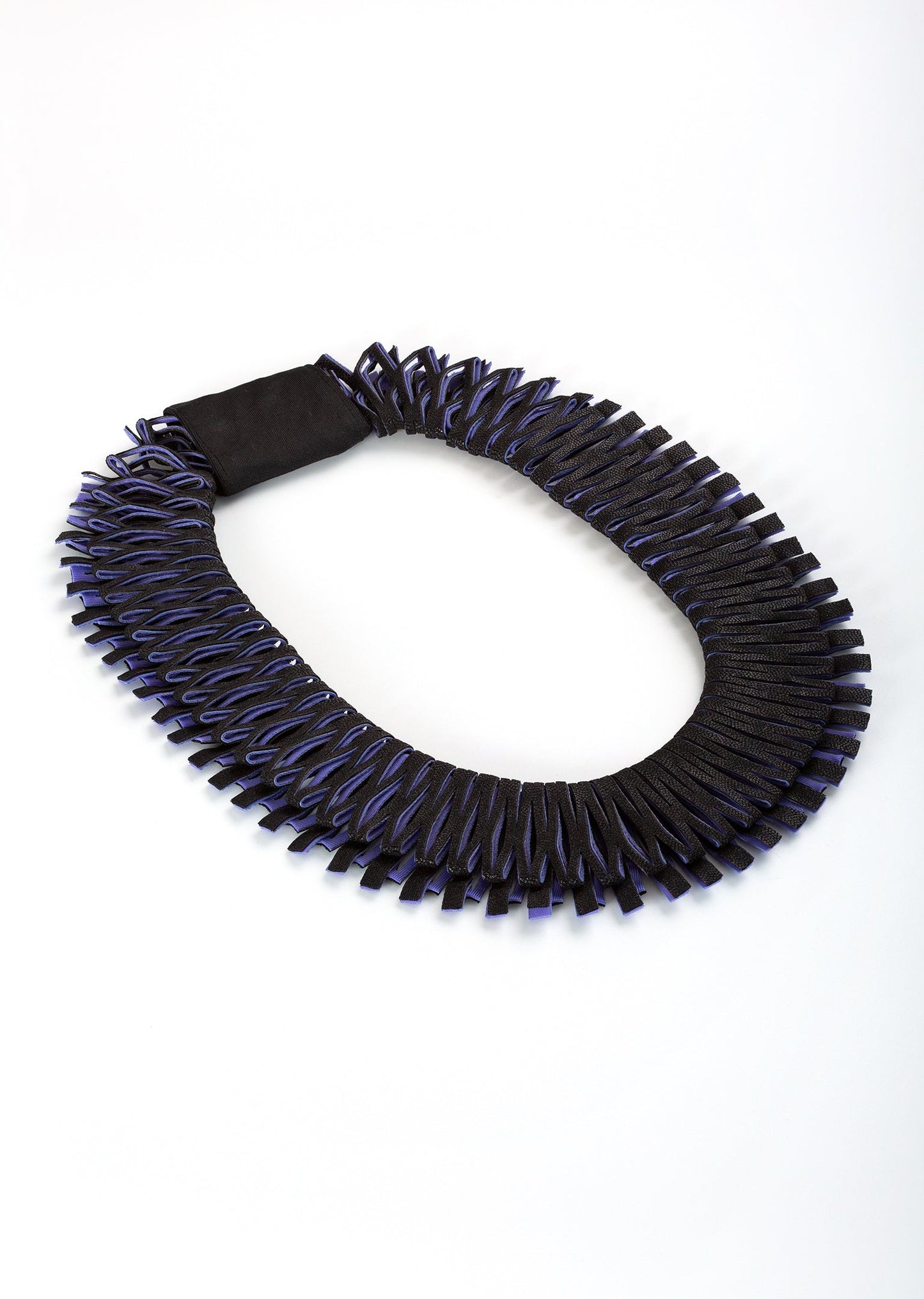 Colar Rede Têxtil - TOM