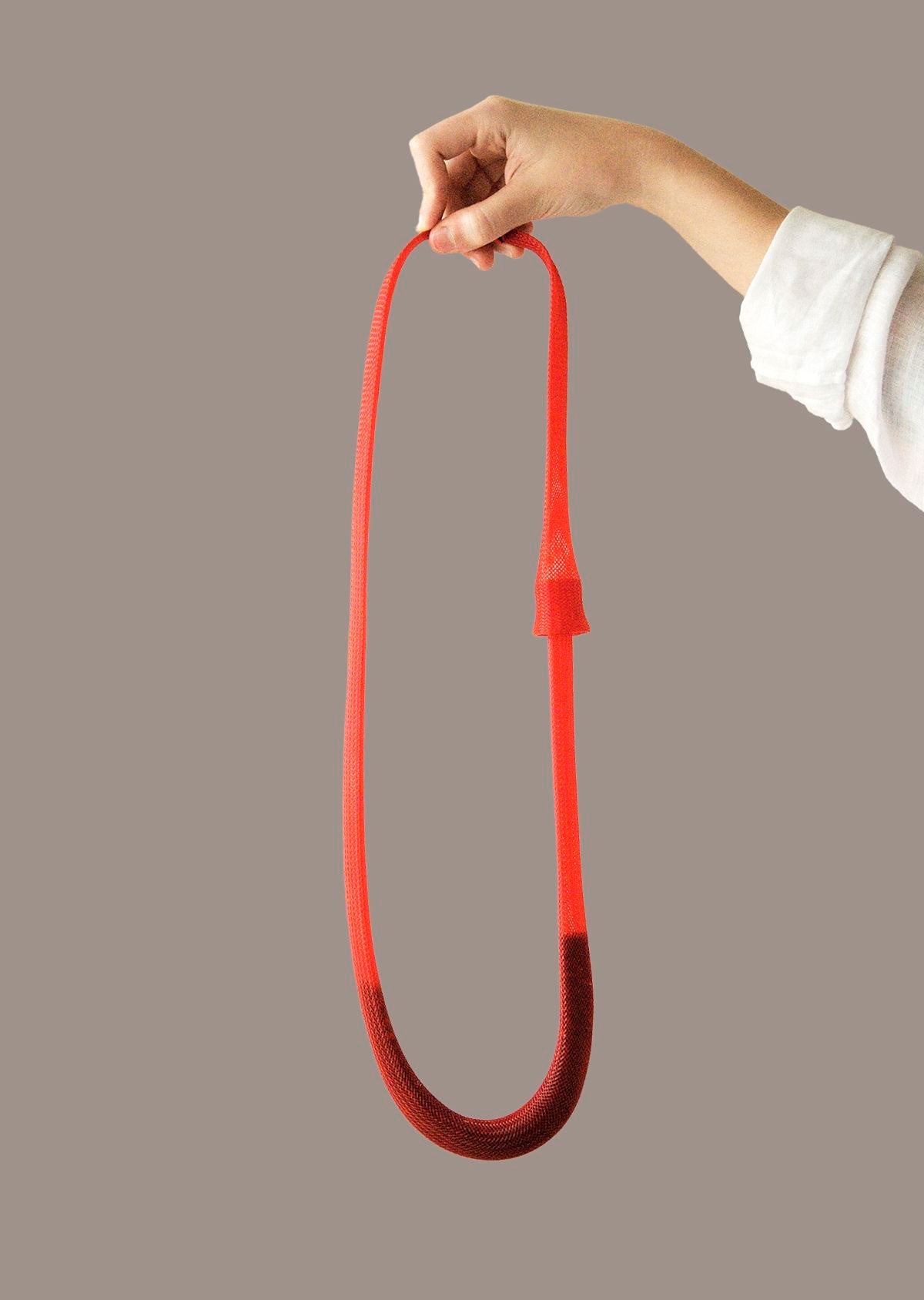 Colar Bainha Vermelho