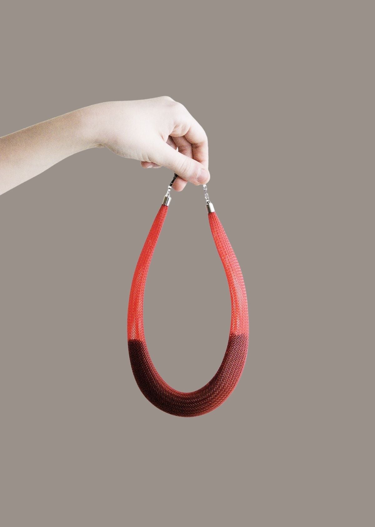 Colar Serpentina Curto Vermelho