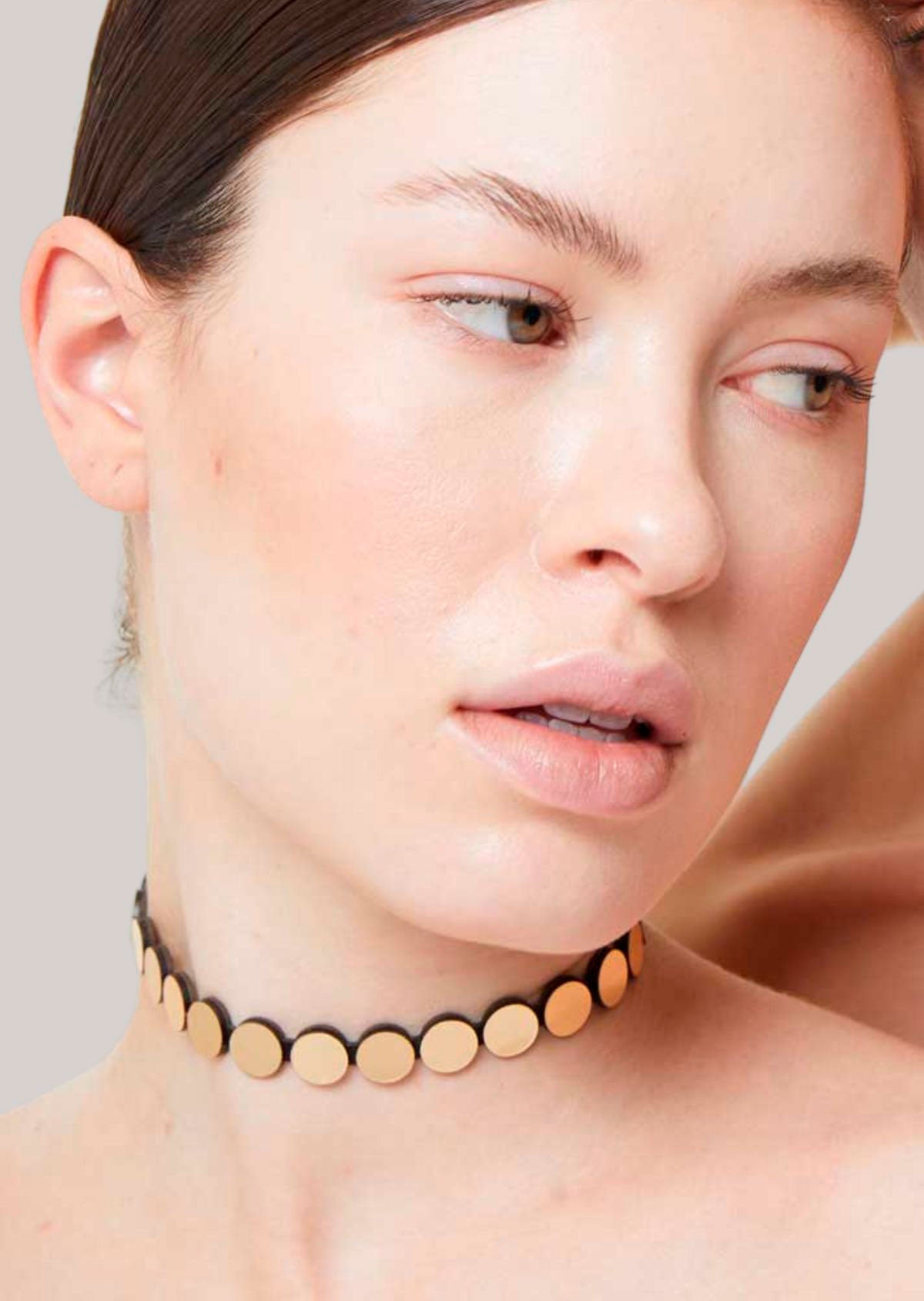 Choker Abstração Ouro