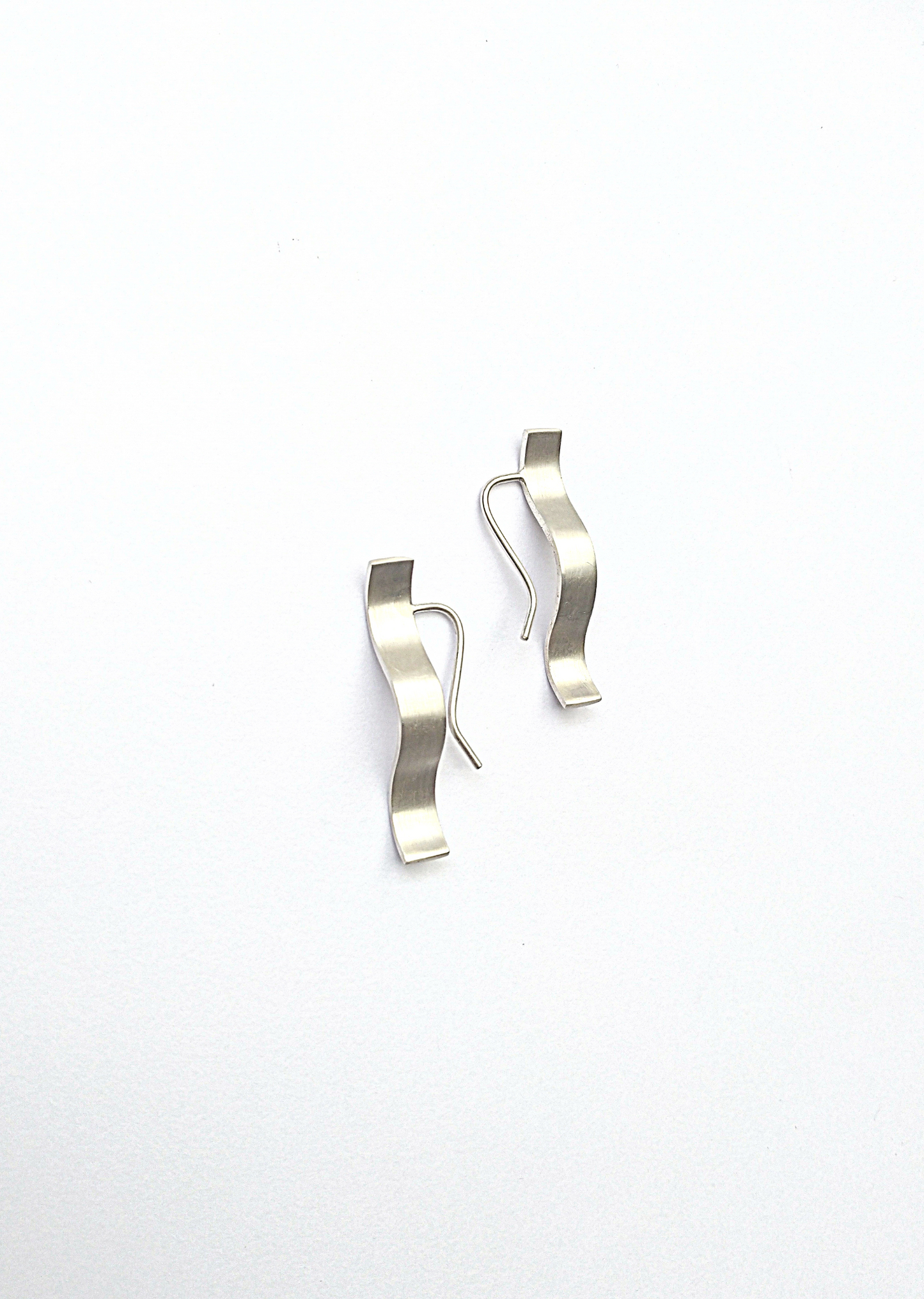 Brinco Ear Cuff Curvas do Brasil