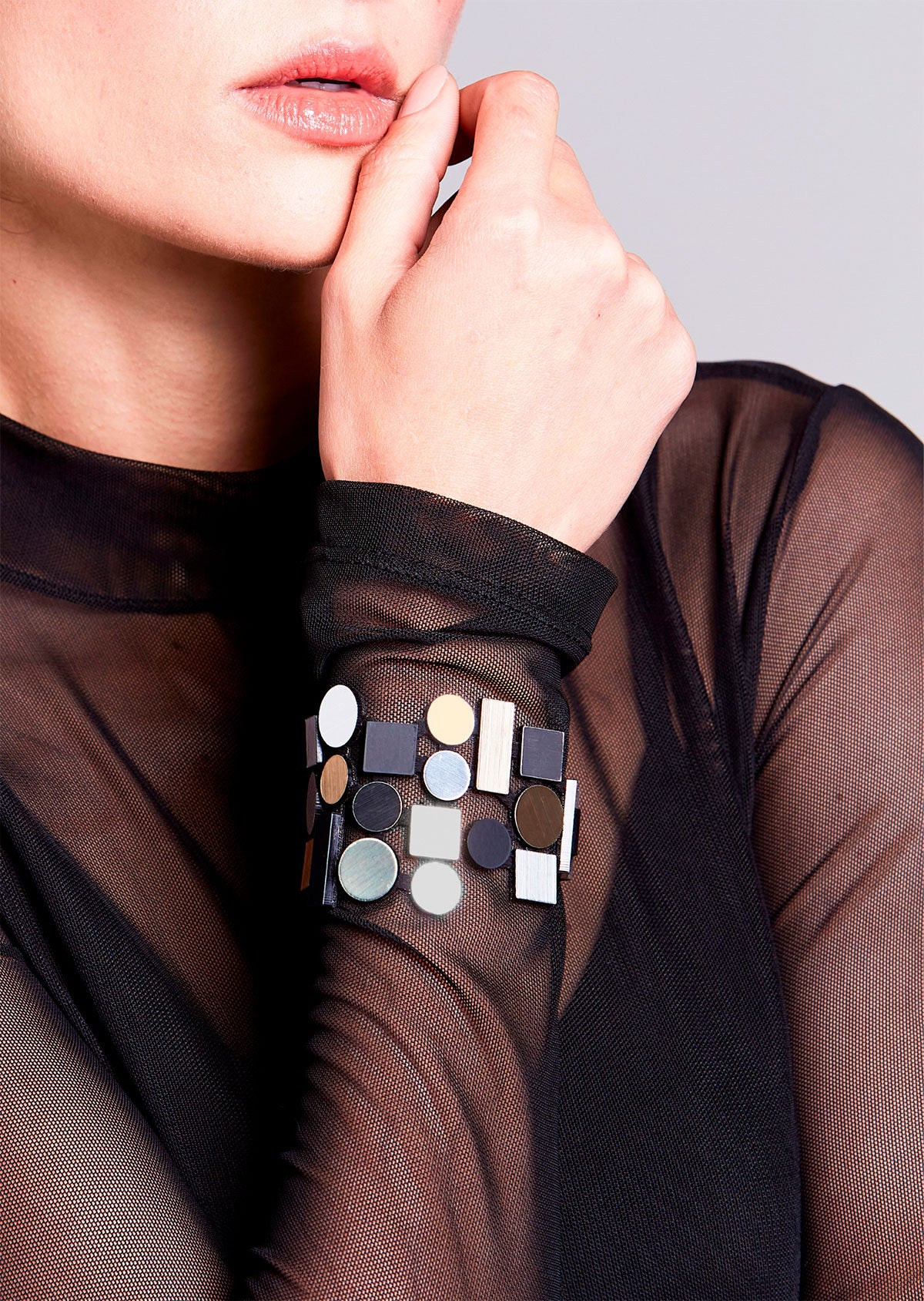 Bracelete Bauhaus Ouro, Prata & Preto