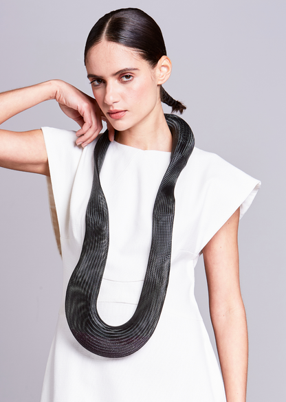 Colar Serpentina Preto
