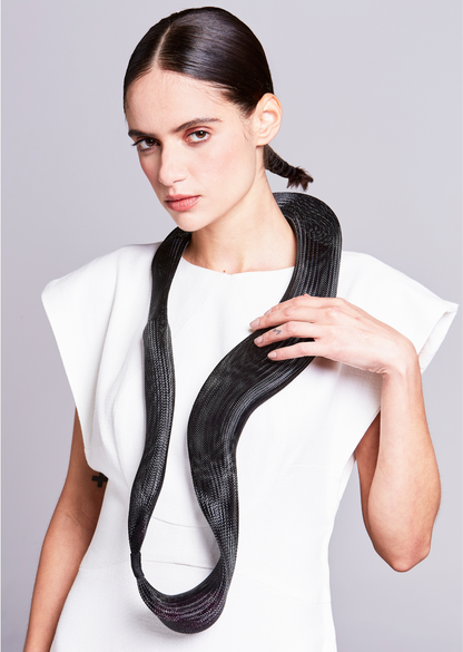 Colar Serpentina Preto