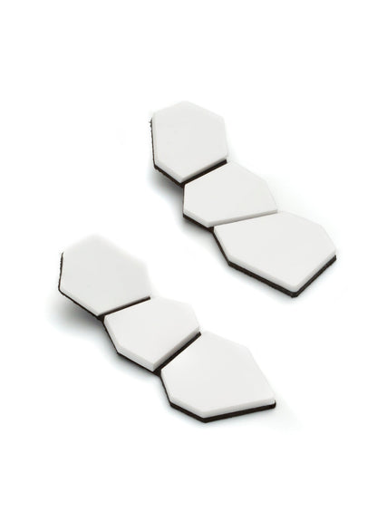 Brinco Greta Branco - TOM