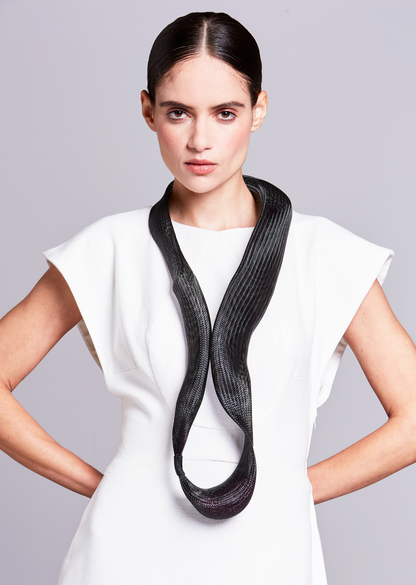 Colar Serpentina Preto