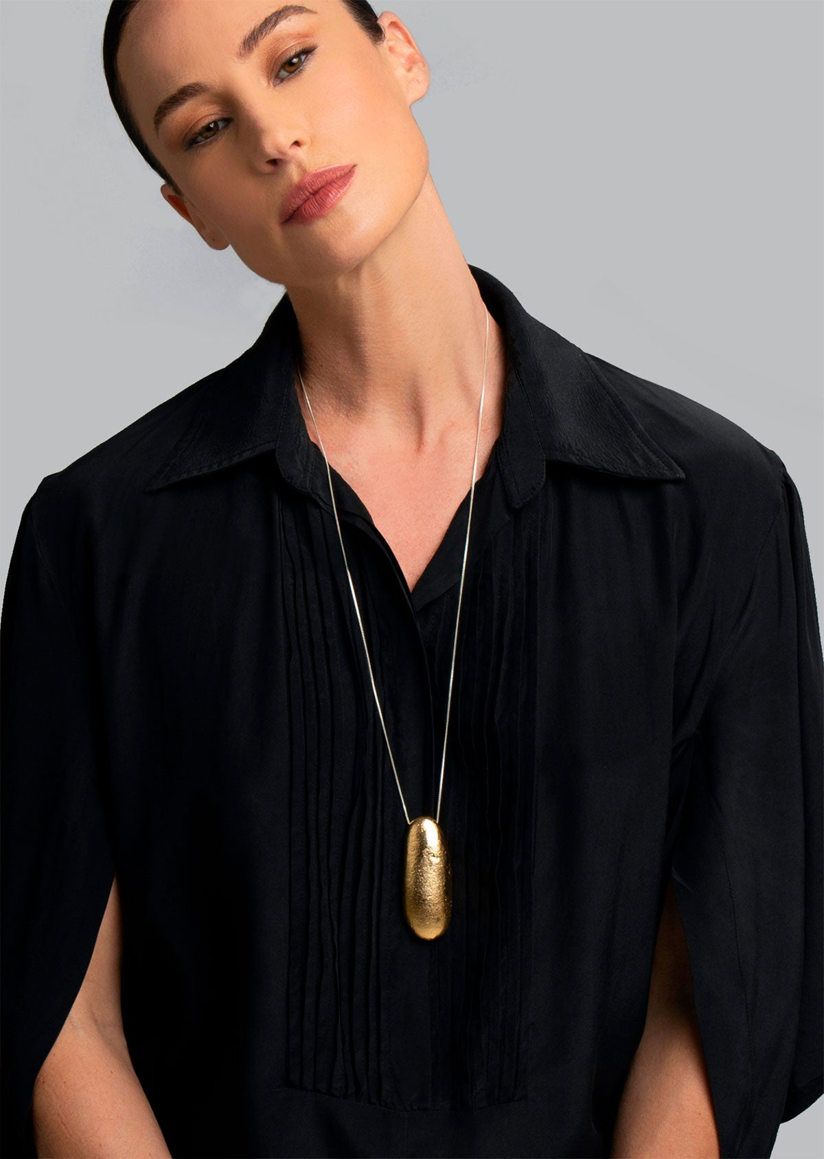 Colar Ping Seixos Ouro Longo