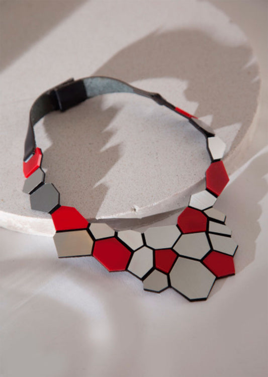 Colar Greta Vermelho e Prata