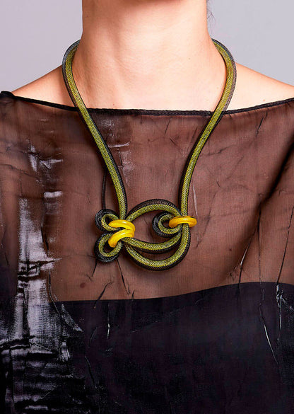 Colar Donna Amarelo e Preto